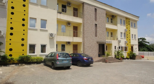 Serendib Hotels, Book Hotel Hotels in Bwari with a Pool, Swimming Pool