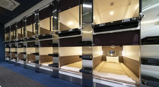 Мужская капсула Capsule Hotel J Garden Shin-Osaka
