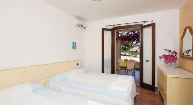 Апартаменты Residence with pool in Campulongu