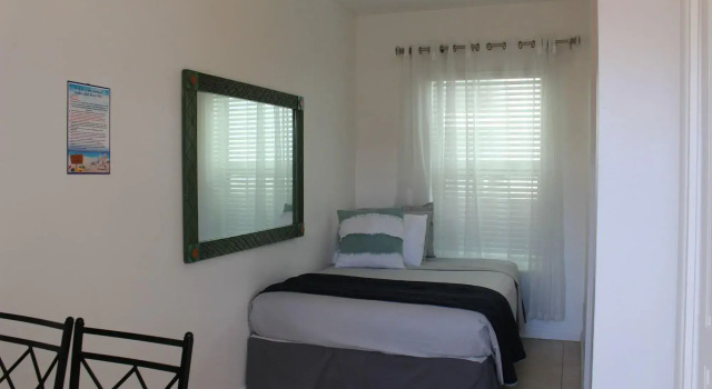 Golden Sand Oceanfront, Book Mini-hotel Hollywood Panhandle Florida