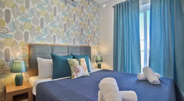Sliema 2-bedroom Central Apartments and Penthouse with jacuzzi, Reserva ahora Apartamento Apartamentos en Malta, Apartamento