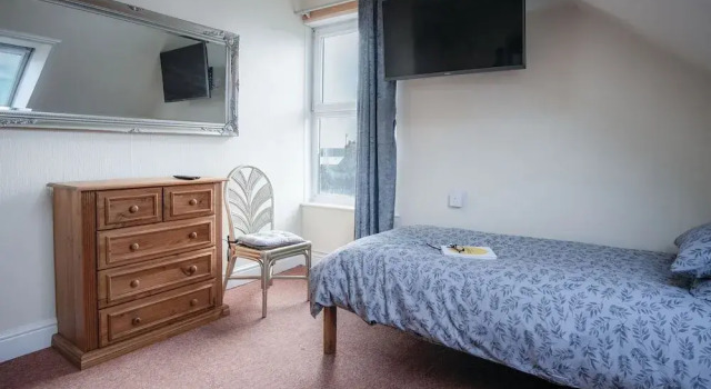 Fulke Street - 2 Bedroom Apartment - Milford Haven
