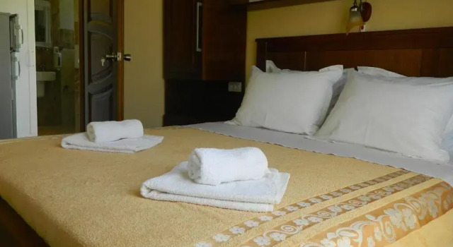 President Bungalows and Apartments, Buchen Sie Ferienwohnung Busat Bar