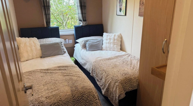 Country Lodge Retreat With hot tub, Varaa Lomakoti Mökit kohteessa Merseyside, Mökki