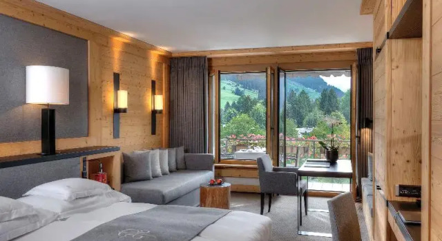 Двухместный номер Standard с балконом Park Gstaad