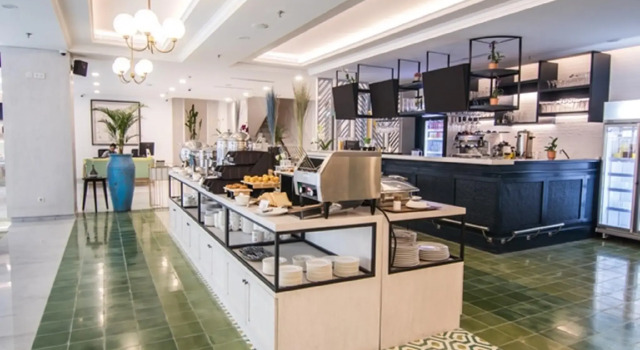 Jambuluwuk Thamrin Hotel