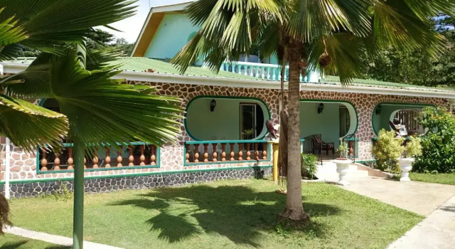 Вилла Bedier Villa Self-catering Apartments