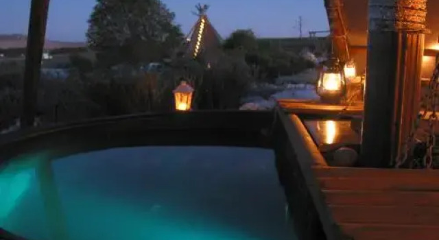 Farr Out Guest House, Book Pension Hoteller i Vredenburg med morgenmad, Morgenmad