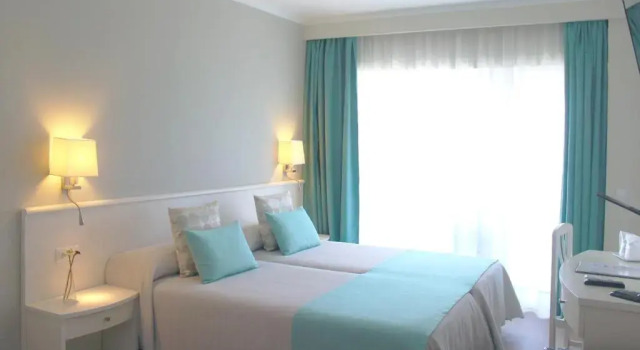 Двухместный номер Deluxe с видом на море Hotel Creta Paguera