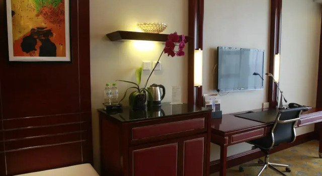 Люкс Deluxe Xiaogan Yuji Grand Hotel
