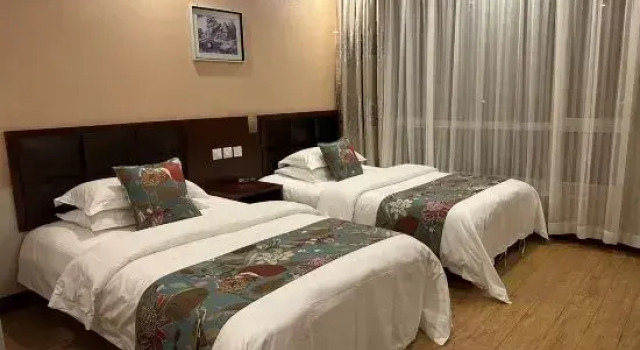 Lumingchun Hotel (Changbai Mountain North Scenic Area Distribution Center), Prenota Hotel Hotel a Yanbian con parcheggio, Parcheggio