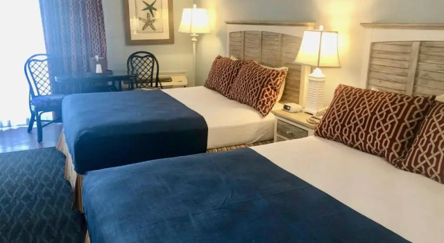Двухместный номер Standard с видом на бассейн Beach View Hotel