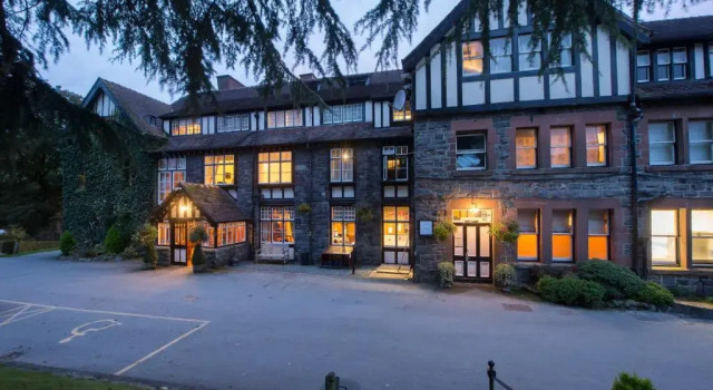 Lake Vyrnwy Hotel & Spa, Réserver Complexe hôtelier Hôtels resort à Gwynedd, Complexe hôtelier
