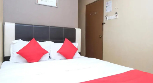 OYO 44123 Hotel Al-Saif, Prenota Hotel Hotel a Kelantan con parcheggio, Parcheggio
