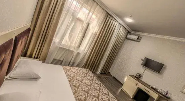 Номер Standard Отель A&H Baku Center Inn
