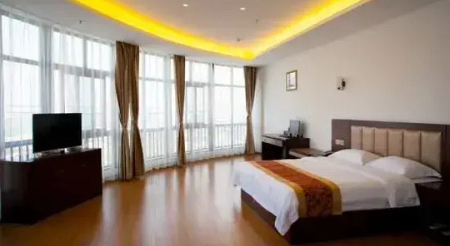 Люкс Deluxe Rongda Conference Center Business Hotel