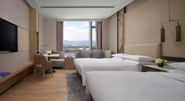 Четырёхместный номер Superior с видом на залив Отель Fuzhou Marriott Hotel Riverside