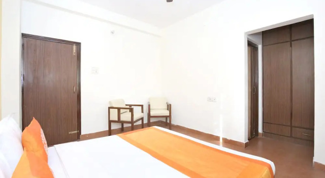 OYO 10985 Home Spacious 1BHK Barog