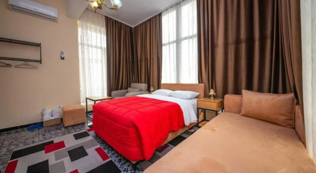 Трёхместный номер Standard Hotel Pik Loti