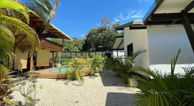 Santeria Lodge, Rezervovat Hotel Hotely v Puntarenas s parkováním, Parkování