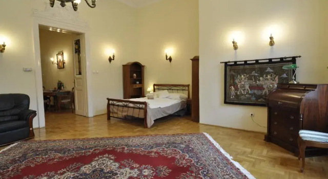 Charming Art Deco Flat, Забронировать Отель 05. Внутренний город - Город Леопольда 