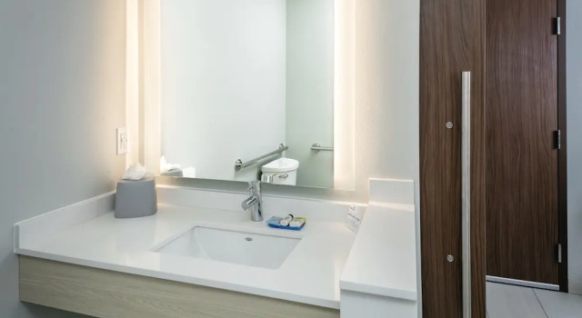 Номер Premium Holiday Inn Express & Suites - Bend South by IHG