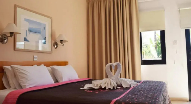 Семейная студия Anna Hotel Apartments
