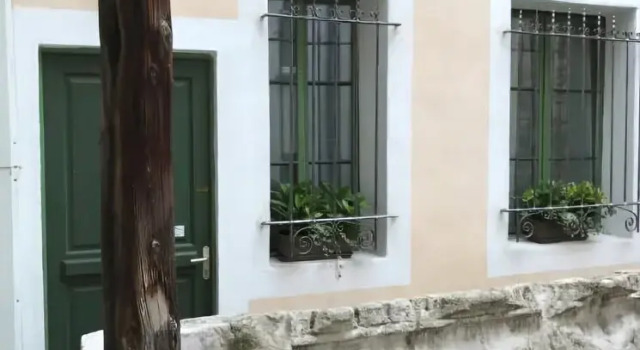 Duplex 2 chambres en centre ville, Rezerwuj Hotel Nimes Gard