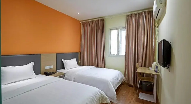 Двухместный номер Business 7 Days Inn Hangzhou Wulin Square Airport Shuttle Station Branch