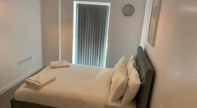 Апартаменты Inviting 4-bed Apartment in Dartford
