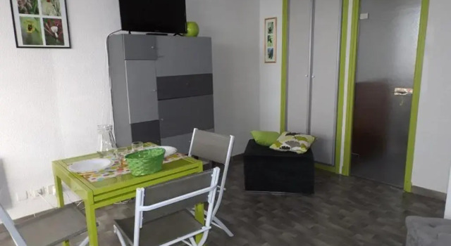 Appartement Le Grau d'Agde, 1 pièce, 3 personnes - FR-1-423-216, Varaa Huoneisto Hotellit Canal du Midi pysäköinnillä, Pysäköinti