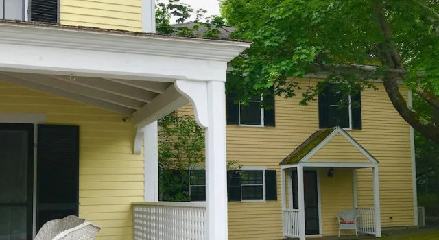 Номер Standard Yellow House Inn