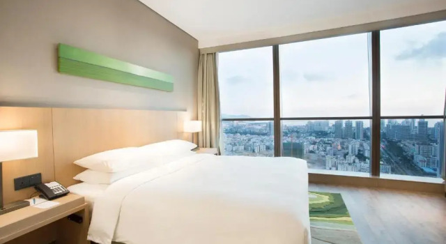Двухместный номер с видом на океан Hyatt Place Sanya City Center