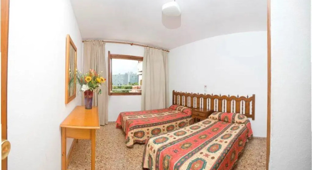 White Apartments, Book Apartment Ivisa 