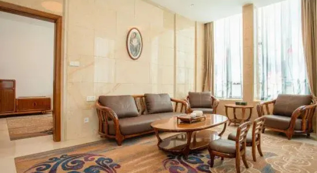 Люкс Deluxe Qianghua Loushi Hotel