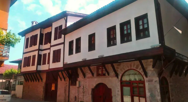 Aya Konak