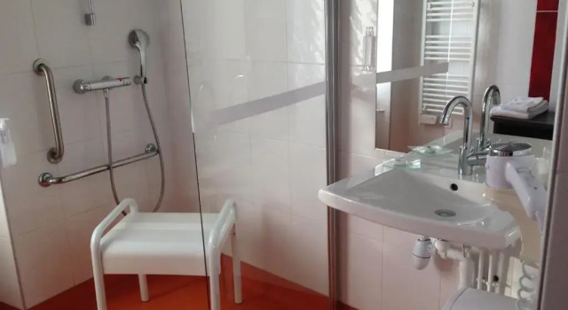 Номер Standard Logis Hôtel de Paris