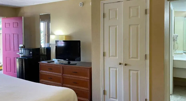 Двухместный номер Standard Motel 6 Huntsville AL University Dr