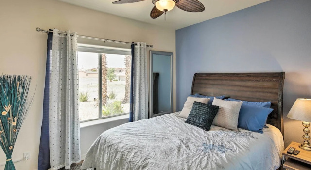 Коттедж Elegant Lake Havasu Getaway w/ Pool - 3 Mi to Lake
