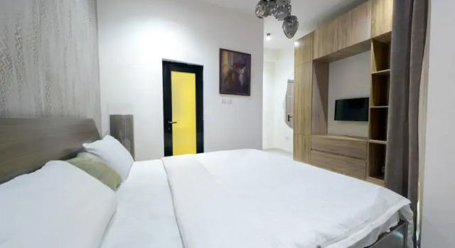 Glassvine - 1D, Book Hotel Lagos Lagos State