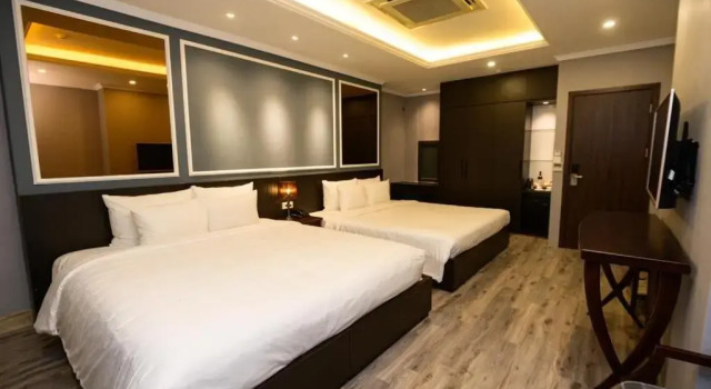 Семейный номер Deluxe Dragon Pearl Hotel Hanoi
