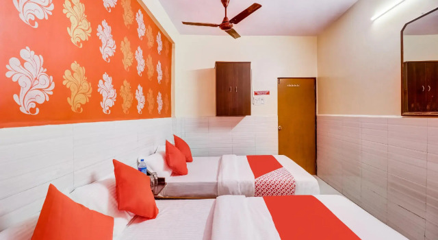 OYO 37164 Hotel Kalpavruksha