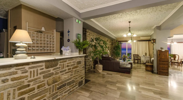Nikolas Hotel