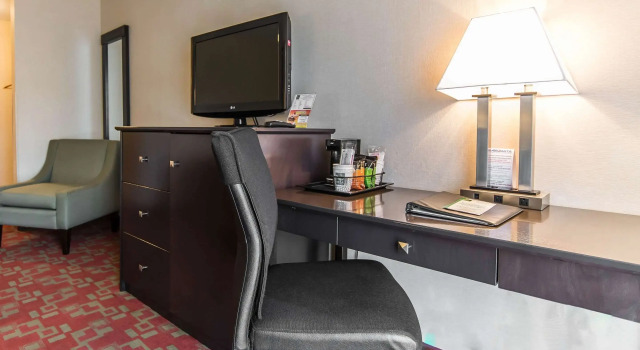 Четырёхместный номер Standard Quality Inn Shelburne - Burlington