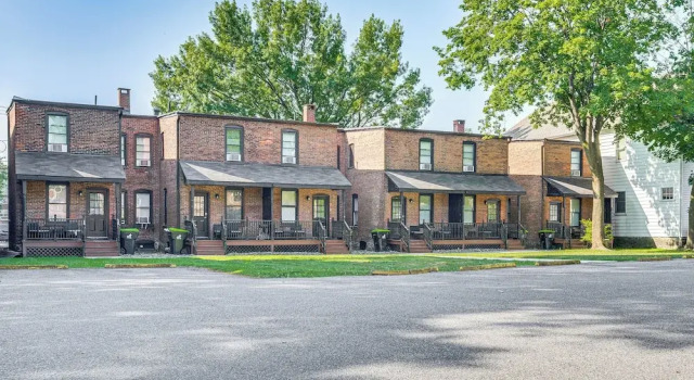 1 Block to Stroudsburg Main St: Chic Townhome, Κράτηση Διαμέρισμα Stroudsburg Alpine Mountain
