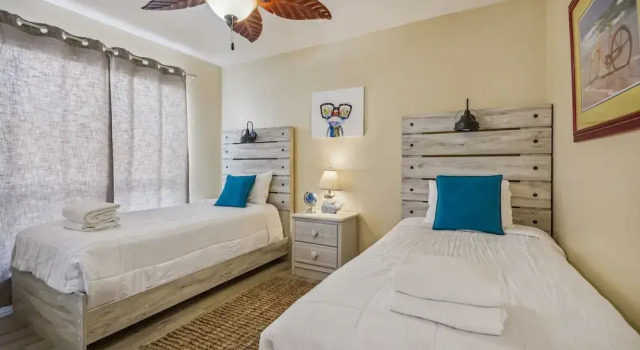 Sandpiper Cove 3104 2 Bedroom Condo by RedAwning, Varaa Hotelli Hotellit Emerald Coast uima-altaalla, Uima-allas