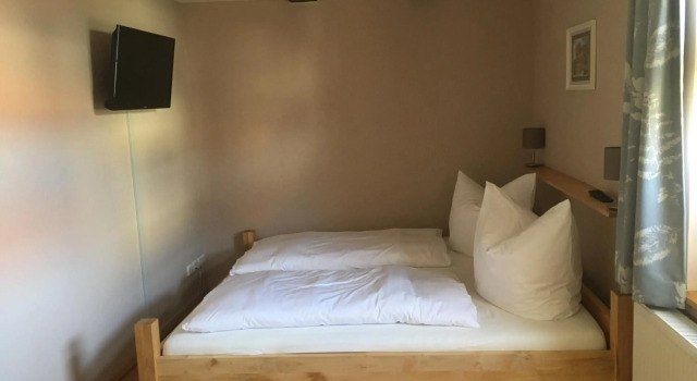 Ferienwohnungen an der Blasiikirche, Prenota Hotel Hotel a Garz con parcheggio, Parcheggio