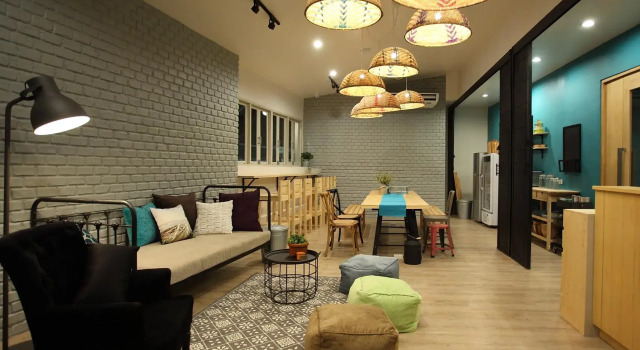Кровать в общем номере Lupta Hostel Patong Hideaway