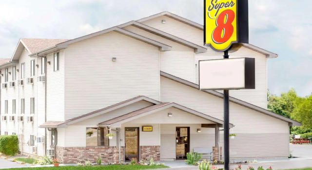 Standard Vierer Zimmer Super 8 by Wyndham Kent/Akron Area