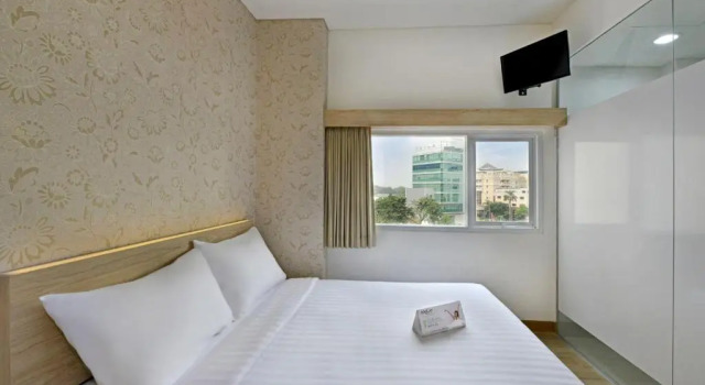 Номер Superior Whiz Hotel Falatehan Jakarta